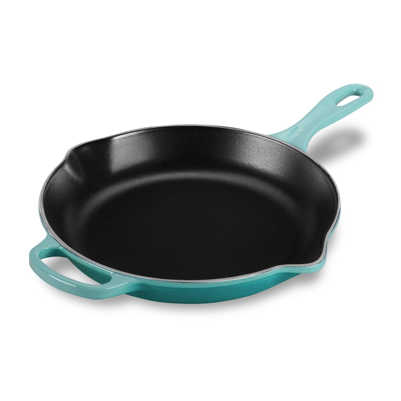 Le Creuset Signature Cast Iron 10.25″ Caribbean Skillet