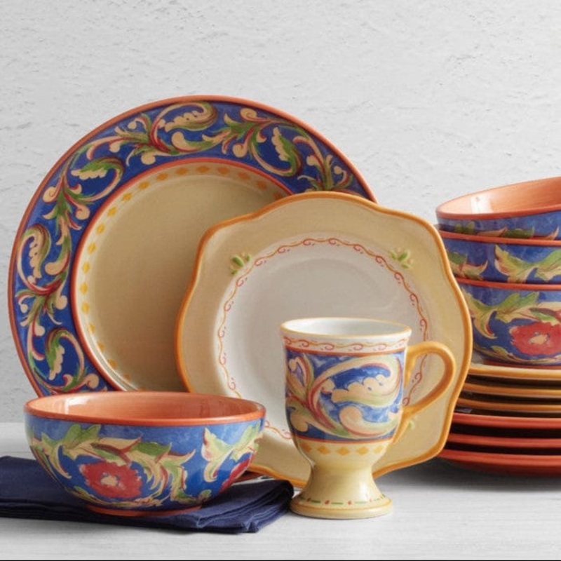 Villa della Luna Dinnerware Set