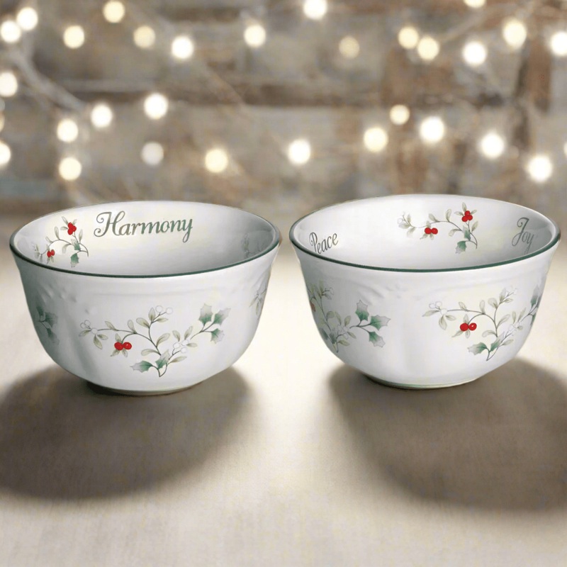 Winterberry Set of 2 Sentiment Dessert Bowls