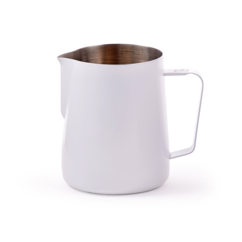 Brewista Smart Pour Precision Frothing Pitcher – 20oz White