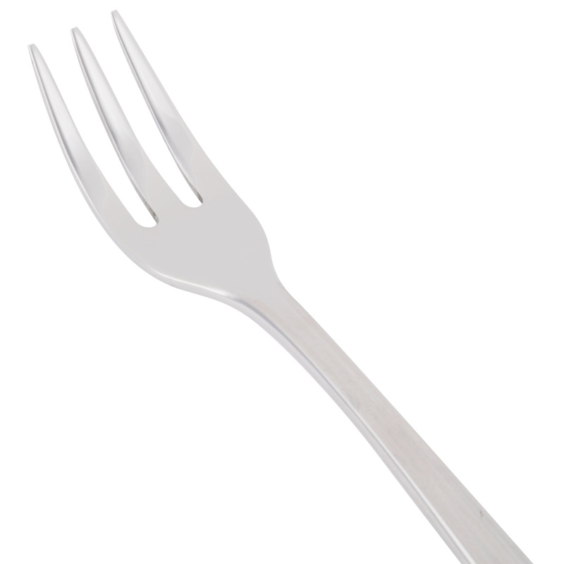 World Tableware 578 029 Fairfield 6″ 18/0 Stainless Steel Heavy Weight Cocktail Fork – 12/Pack