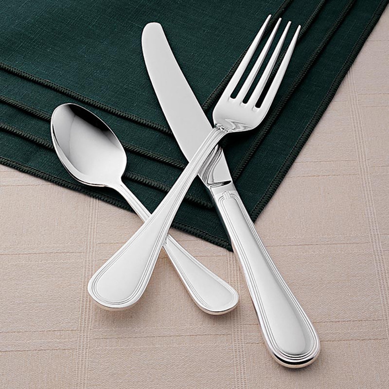 World Tableware Brandware 160 029 Geneva 5 1/2″ 18/0 Stainless Steel Medium Weight Cocktail Fork – 12/Pack
