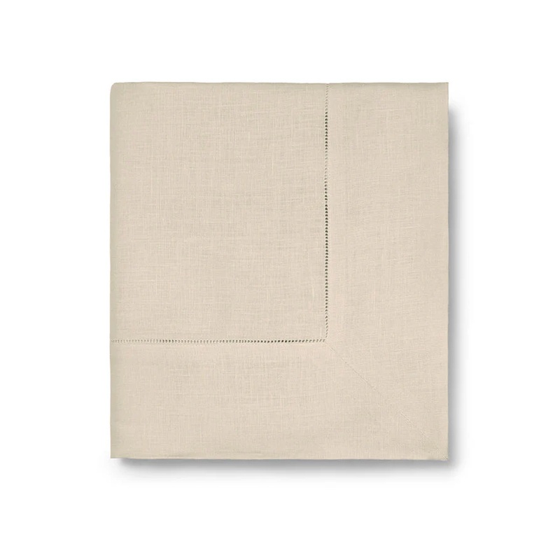 Sferra Linen Festival Rectangle Tablecloth 66×106″ Oyster