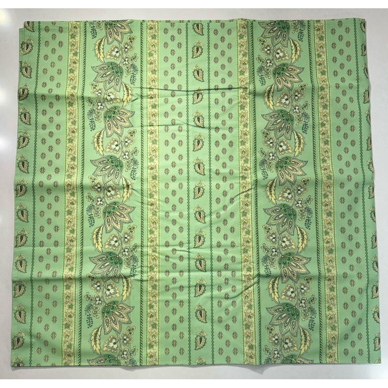 Le Cluny- Provence Lisa Pistachio Tablecloth (58″ Square)