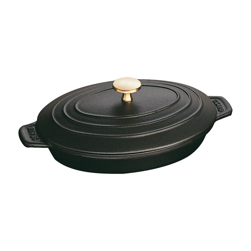 Staub Oval Plate w/Lid – 9″ x 6 5/8 ” – 1 Qt. – Black Matte