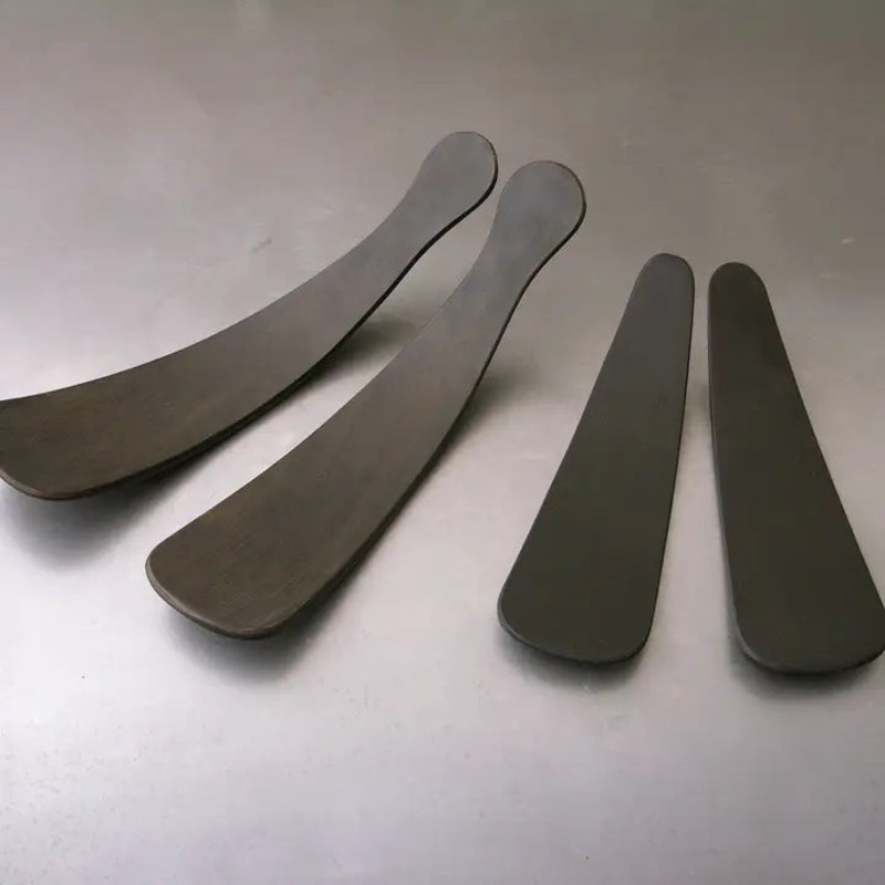 Peterman’s Small Ebonized Oak Salad Tossers (9″ Pair)