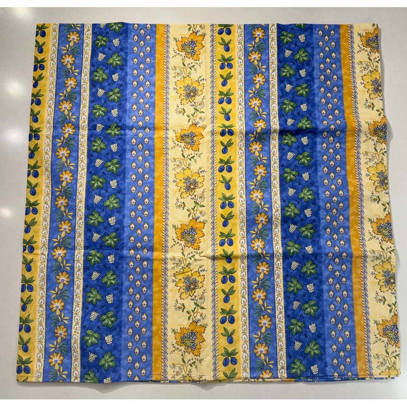 Le Cluny- Provence Monaco Blue Tablecloth (58″ Square)