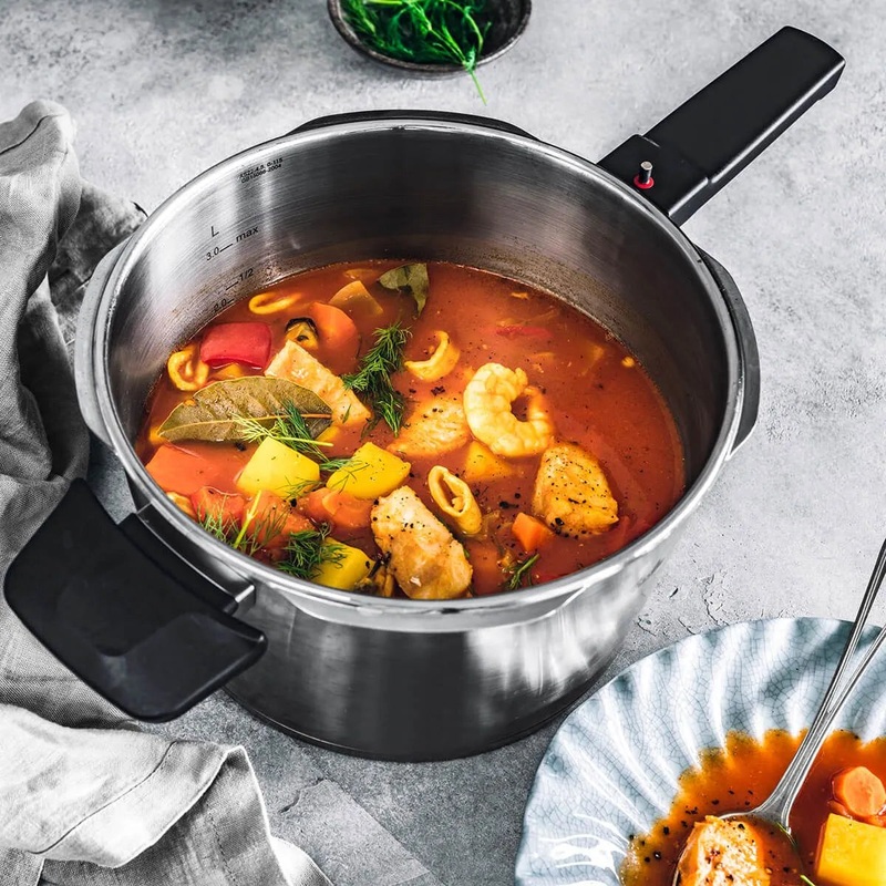 Vitaquick Premium Pressure Cooker – 8.5 QT