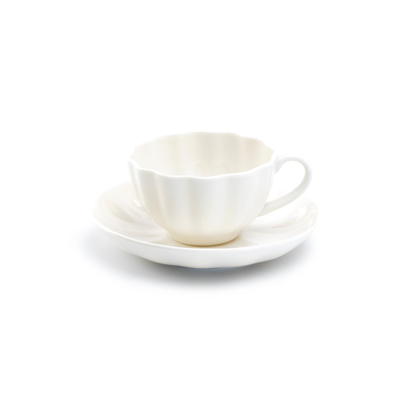White Scallop Fine Porcelain Tea Cup and Saucer