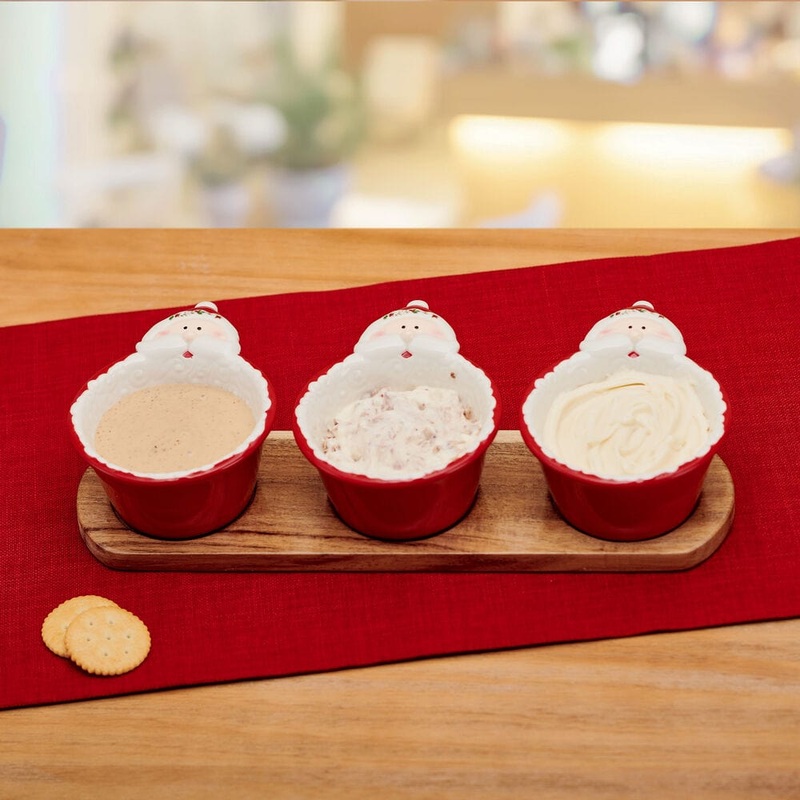 Winterberry Set of 3 Santa Dip Bowls with Wood Base