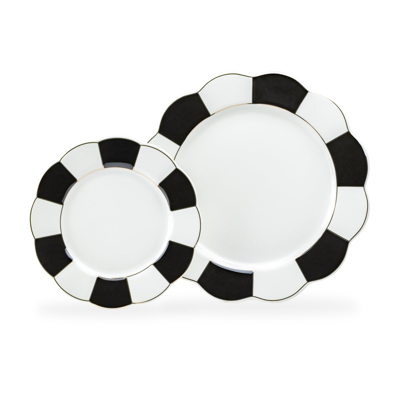 Black and White Scallop Fine Porcelain Dessert/Dinner Plate