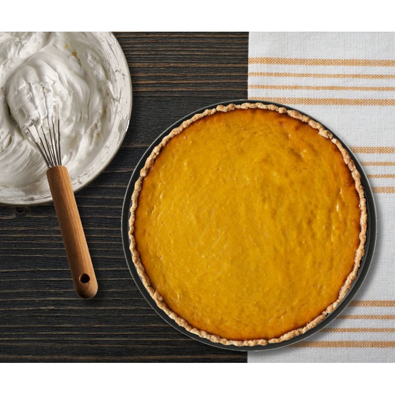 Nonstick Pie Pan by Range Kleen