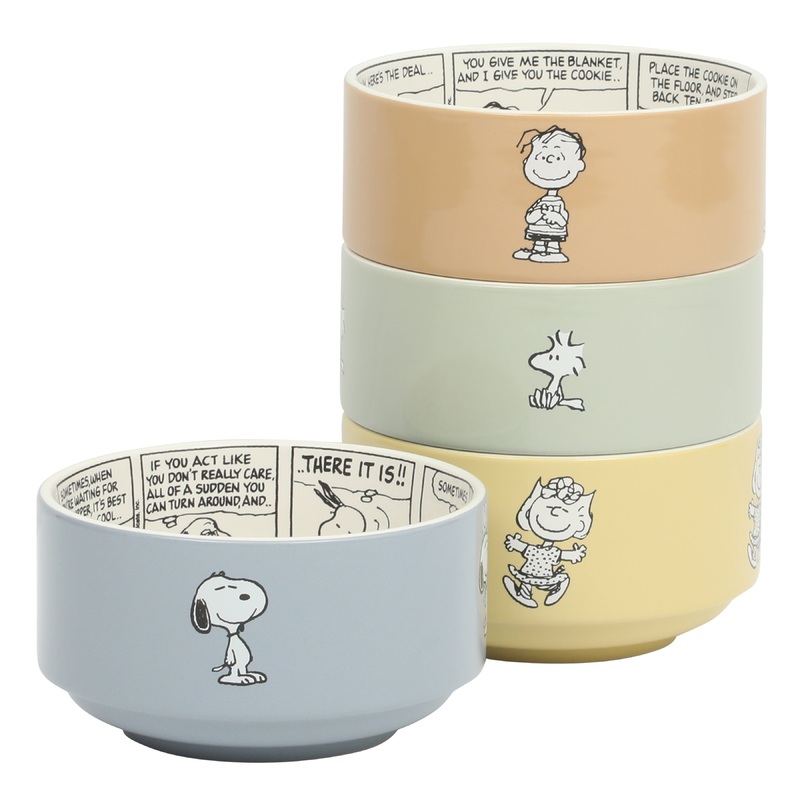 Peanuts Snoopy Bonbon Bites 4 Piece 5.5″ Decorated Stoneware Ceramic Stackable Bowl Set