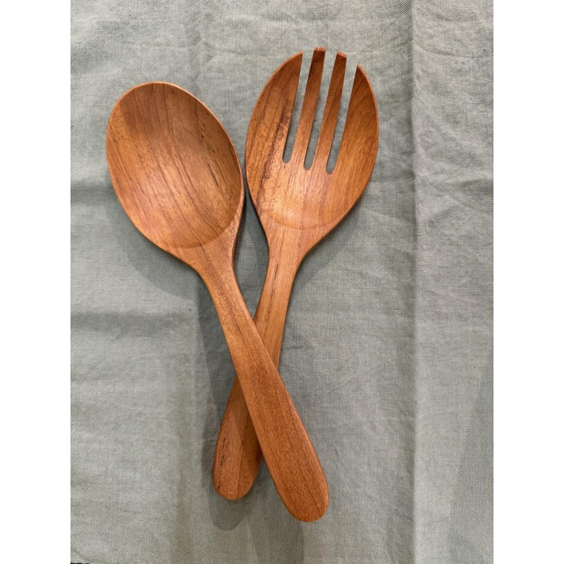 Chelsea Short, Teak Serving Set