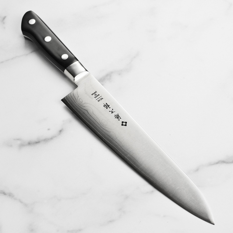 Tojiro Classic Damascus 9.4″ Chef’s Knife