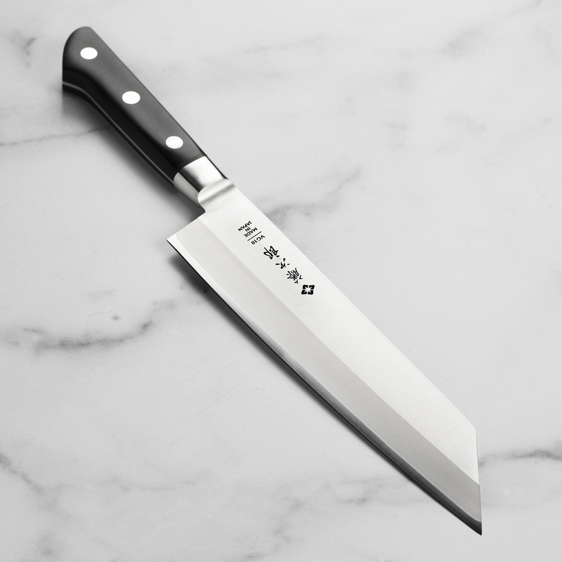Tojiro Classic 8.25″ Kiritsuke Knife