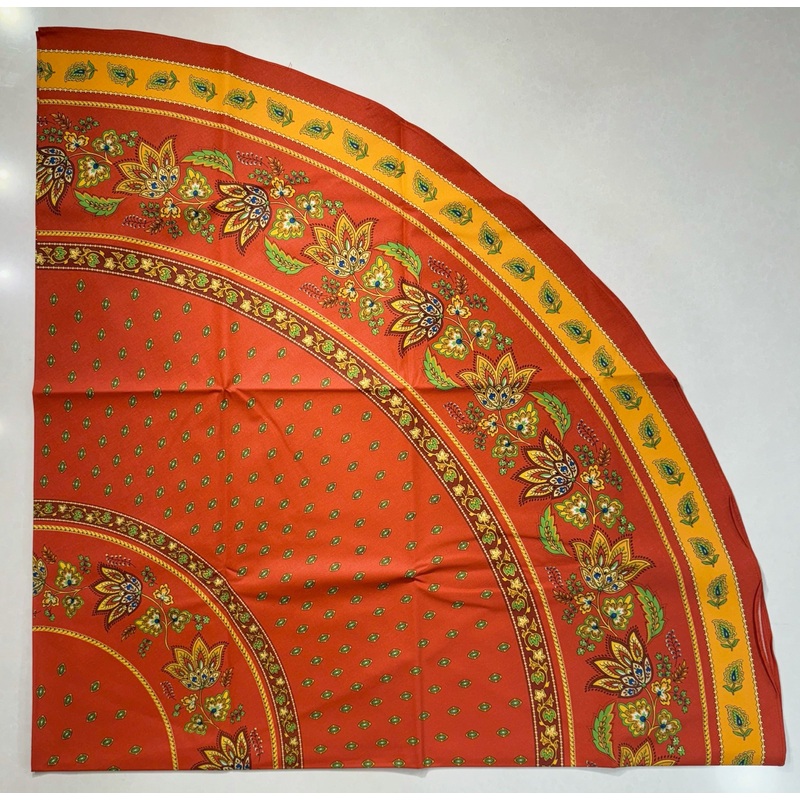 Le Cluny- Provence Lisa Red Tablecloth (70″ Round)