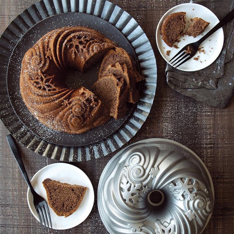 Let It Snow Bundt Pan