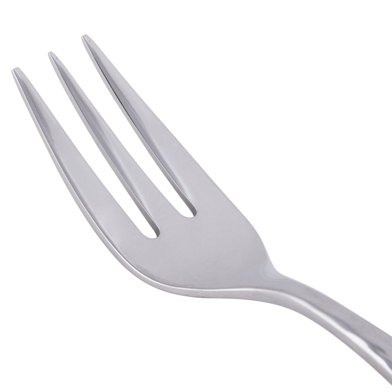 World Tableware 931 029 Chivalry 18/8 Extra Heavy Weight Stainless Steel 6 1/8″ Cocktail Fork – 12/Pack