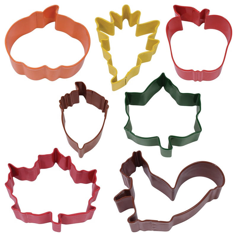 R&M International Color Leaf 7 Piece Cookie Cutter Set