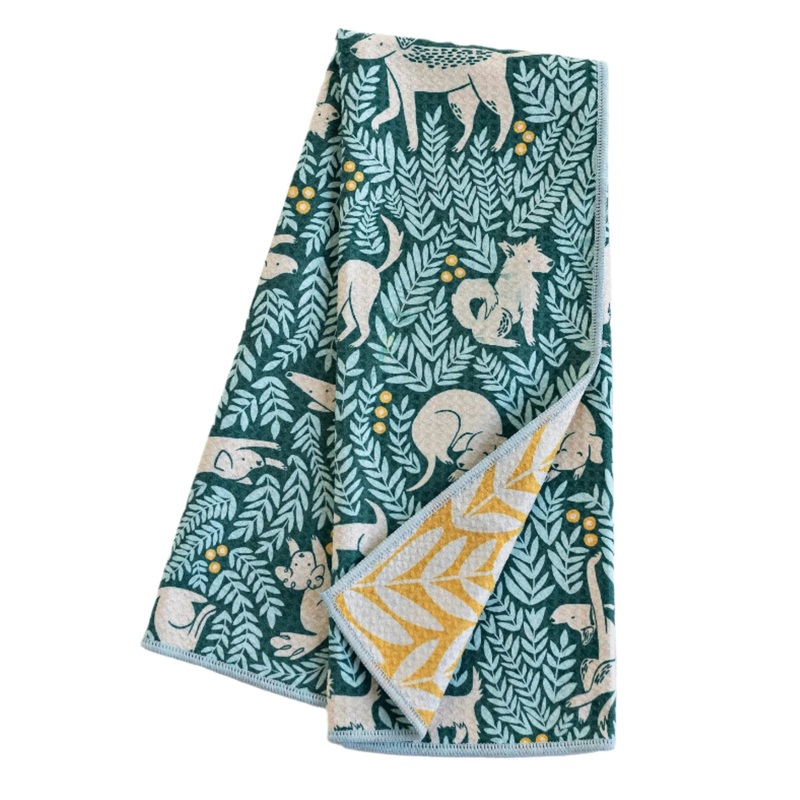 Anywhere Towel – Reversable Teal Nuthatch Dog Park