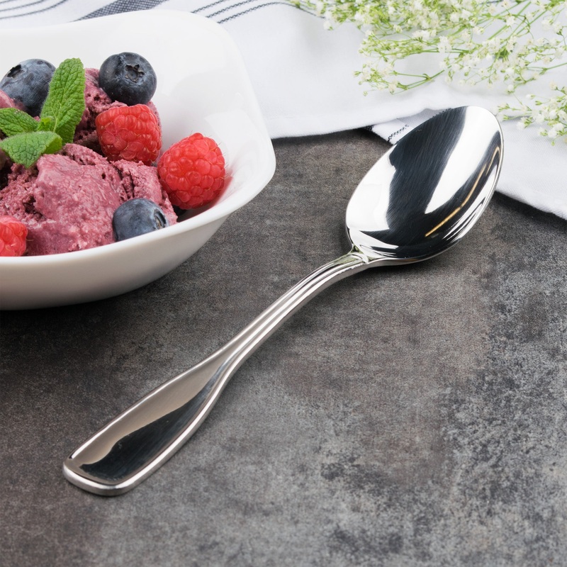 Acopa Scottdale 7 7/16″ 18/8 Stainless Steel Extra Heavy Weight Dinner / Dessert Spoon – 12/Pack