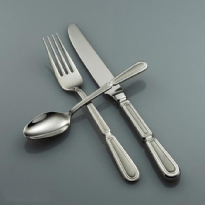 Oneida Pallatian 66 Piece Fine Flatware Set, Service for 12