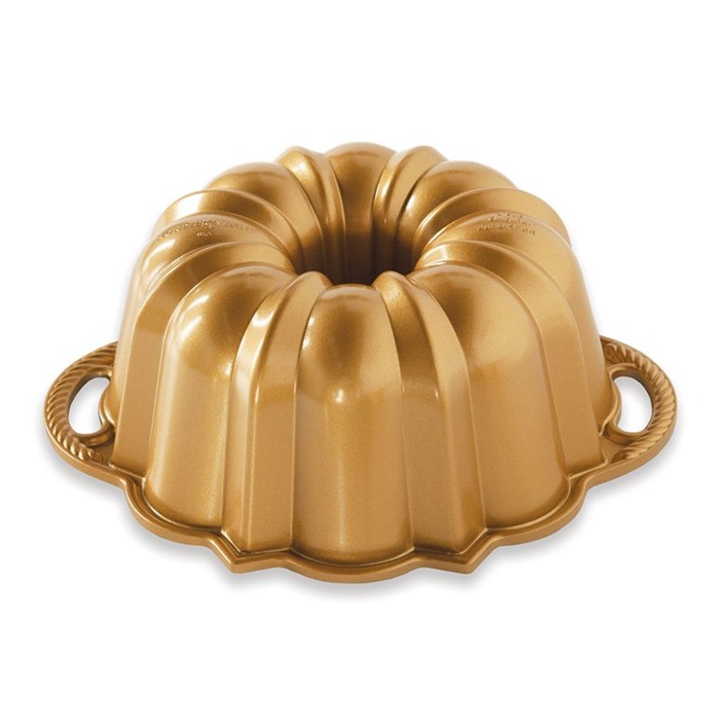 Nordic Ware Anniversary Gold Bundt Pan