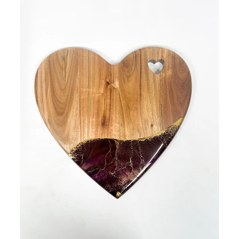 Lynn & Liana Design – Heart-Shaped Acacia Board